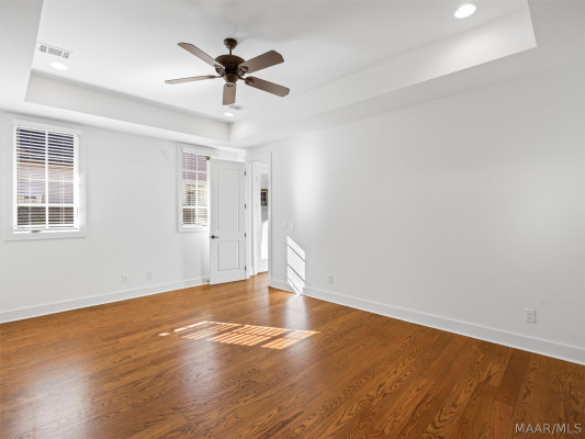 4831 Clerkenwell Street