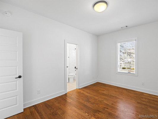 4831 Clerkenwell Street