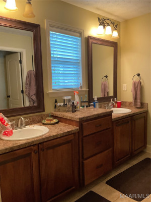 1355 OAK VALLEY Road