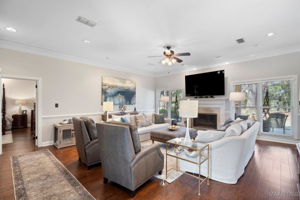 1708 Shoreham Drive
