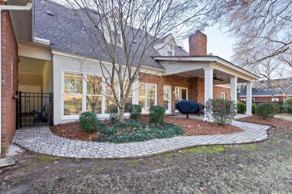 1708 Shoreham Drive