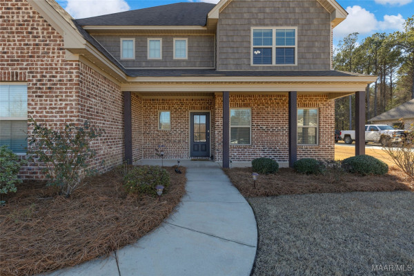 212 Spruce Knoll Lane