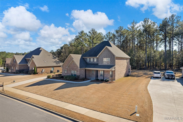 212 Spruce Knoll Lane