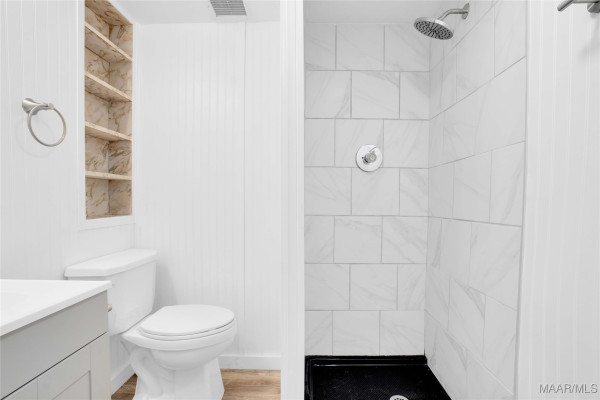 3735 Dalraida Terrace