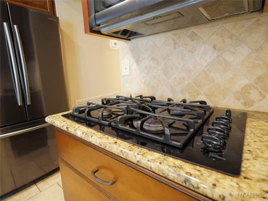 1800 Wentworth Drive