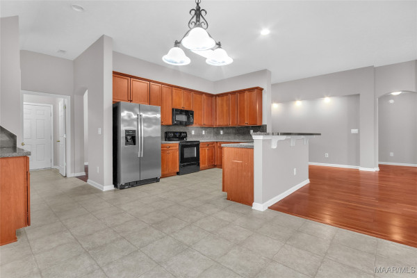 9212 HARRINGTON Circle