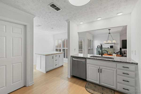 6504 Gloucester Mews