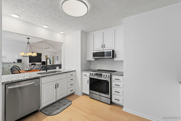 6504 Gloucester Mews