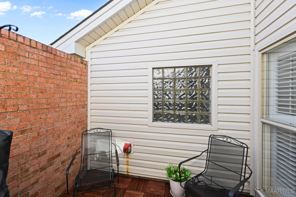 6504 Gloucester Mews