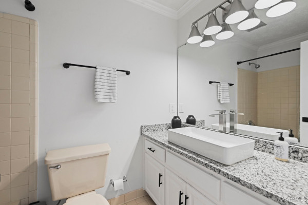 6504 Gloucester Mews