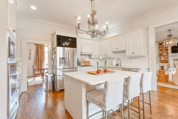 8512 MARSH POINTE Drive