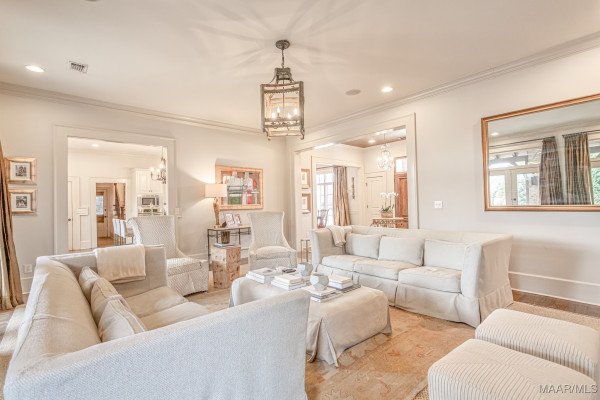 8512 MARSH POINTE Drive