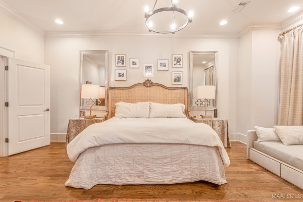 8512 MARSH POINTE Drive