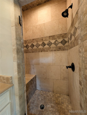 8512 MARSH POINTE Drive