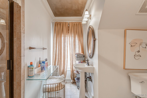 8512 MARSH POINTE Drive