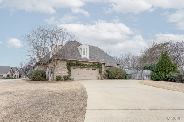 8512 MARSH POINTE Drive