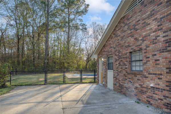 5001 George Green Drive W
