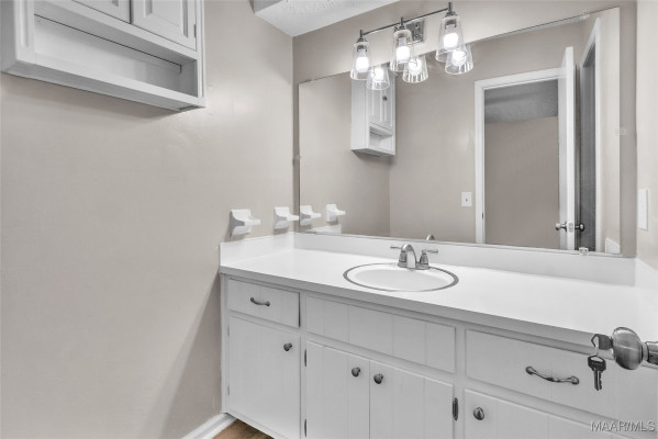 2208 Briar Gate Drive