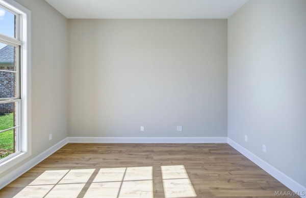 9055 Chastain Park Drive