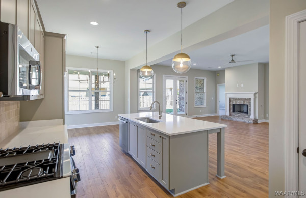 9055 Chastain Park Drive