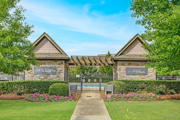 9055 Chastain Park Drive