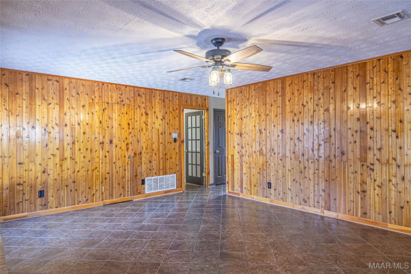 1547 Pine Ridge Road