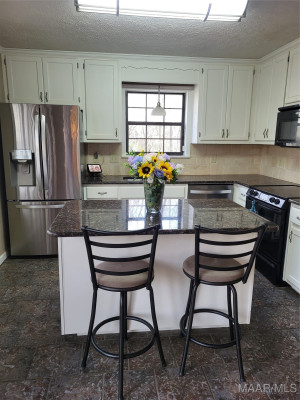 85 Price Road