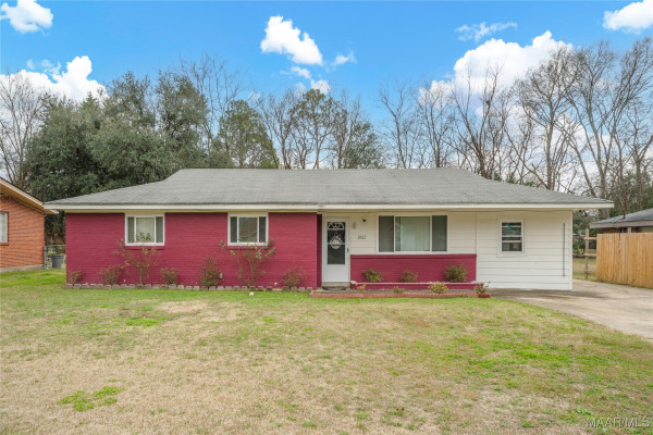 1032 Roslyn Drive