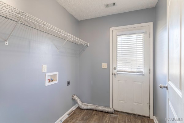 1808 COTTON BLOSSOM Way