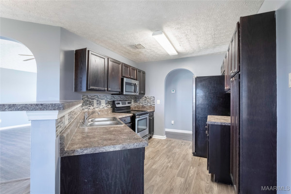 1808 COTTON BLOSSOM Way