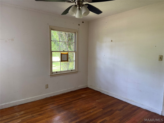 5271 SHADY Drive