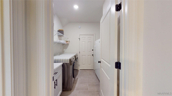 9365 Crescent Lodge Circle