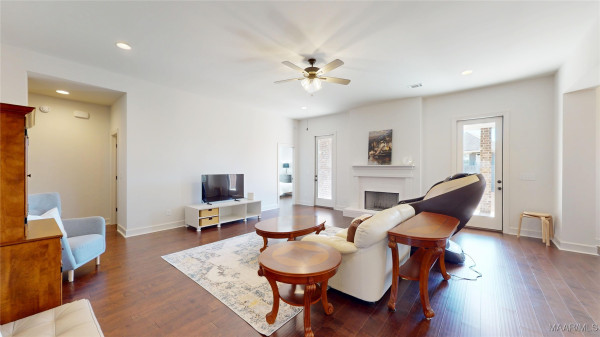 9365 Crescent Lodge Circle