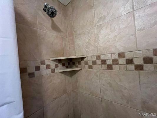 2731 Sweetbriar Road