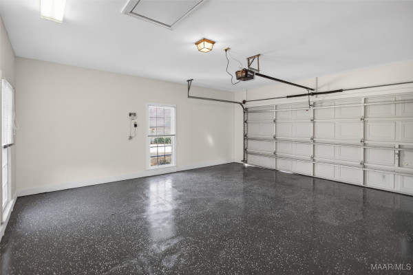 8169 LONGNEEDLE Place