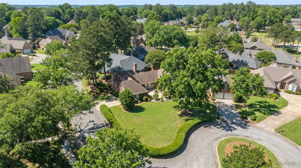 8169 LONGNEEDLE Place