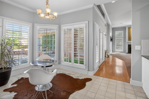 8169 LONGNEEDLE Place