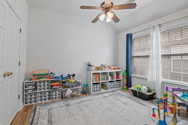 638 Glenmede Lane