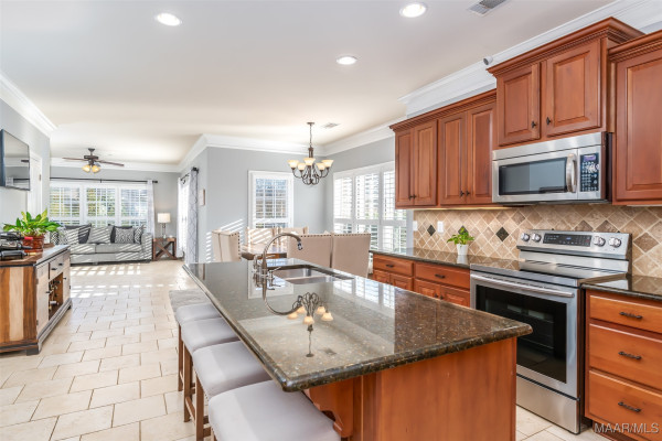 8207 Stonewall Court