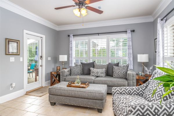 8207 Stonewall Court