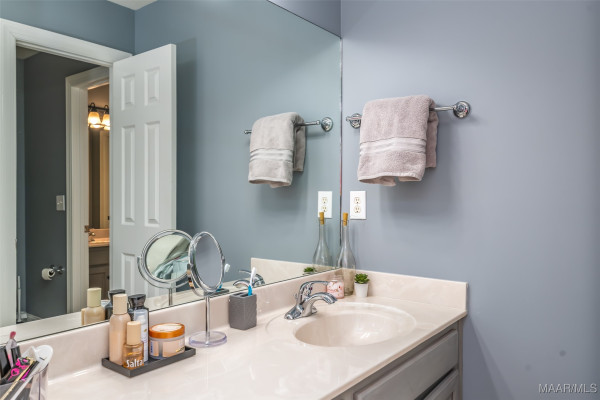 8207 Stonewall Court