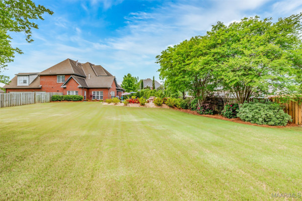 8207 Stonewall Court