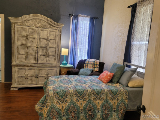 101 S Autauga Street