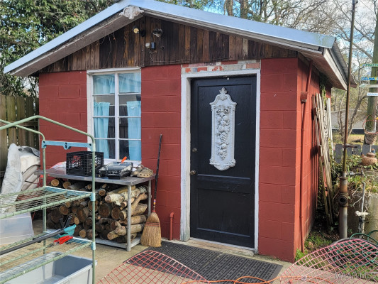 101 S Autauga Street