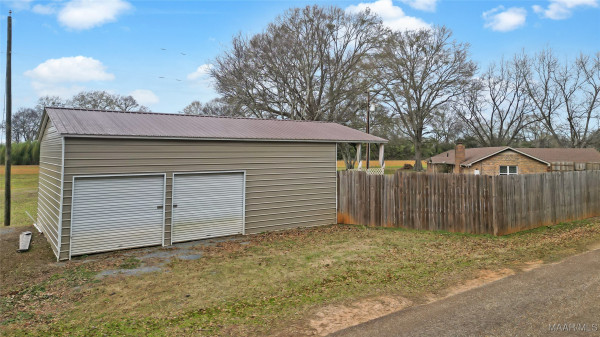 95 Hickory Hill Road