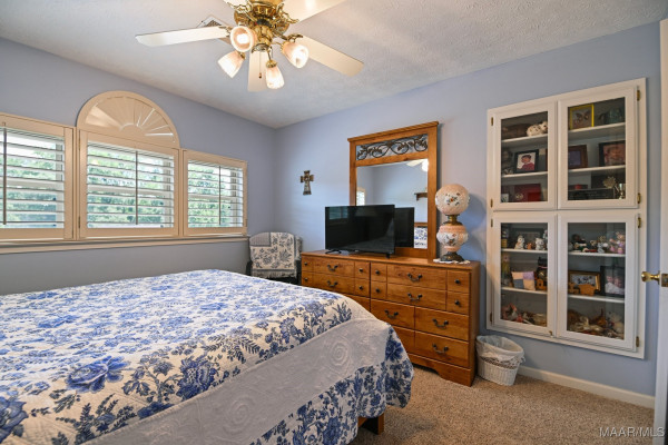 1689 Rambling Brook Lane