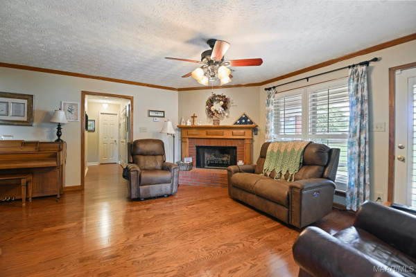 1689 Rambling Brook Lane