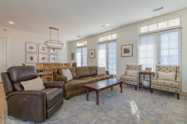 4824 Grassmere Street