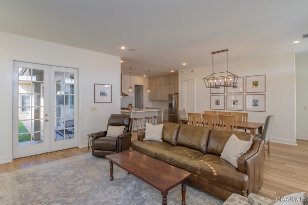 4824 Grassmere Street