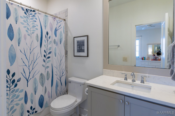 4824 Grassmere Street